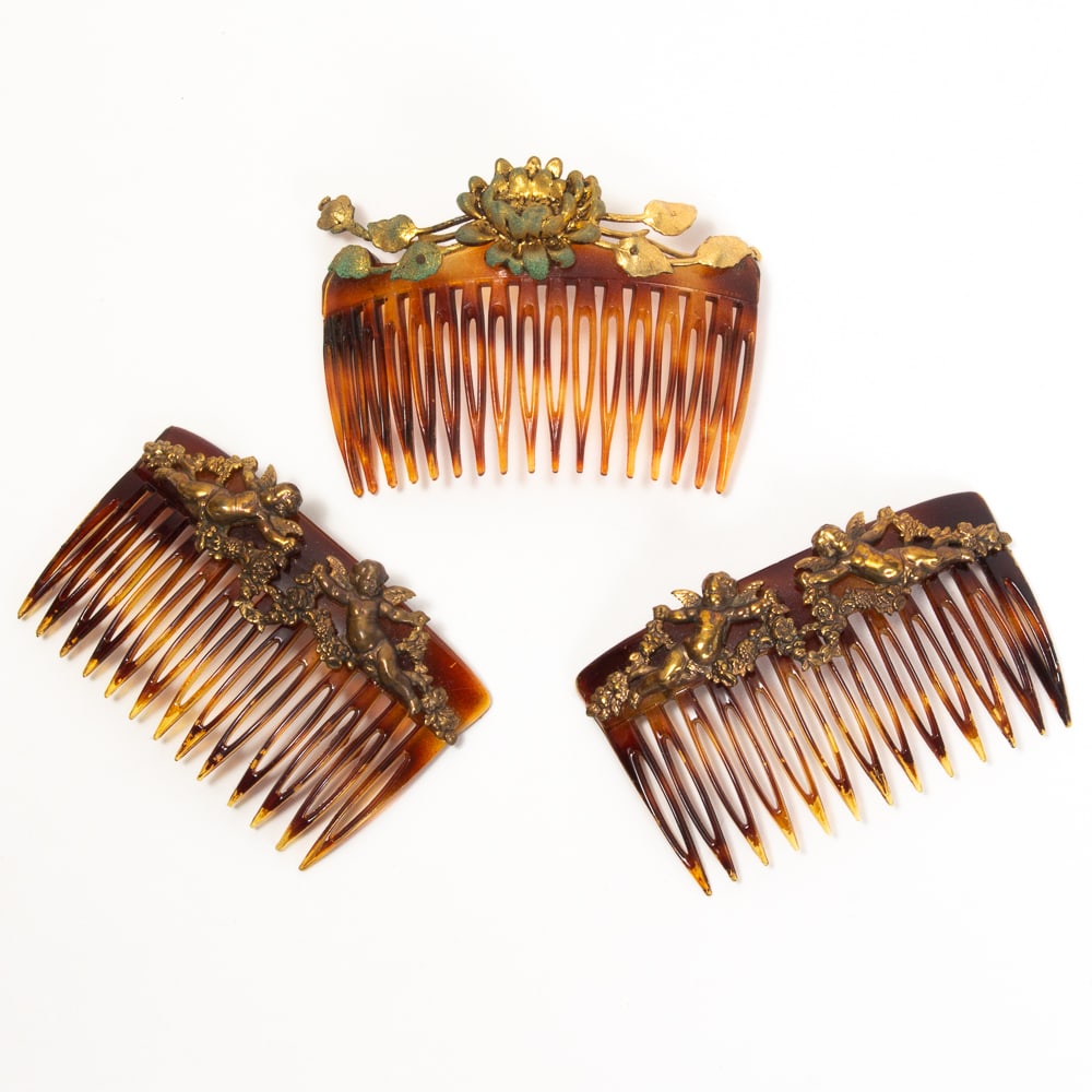 Group of 3 French Gilt Metal Mounted Hair Combs (1 of 20)