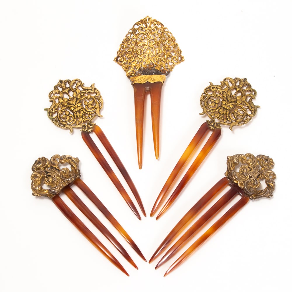 Five Victorian Gilt Metal Scrollwork Hair Combs (1 of 20)