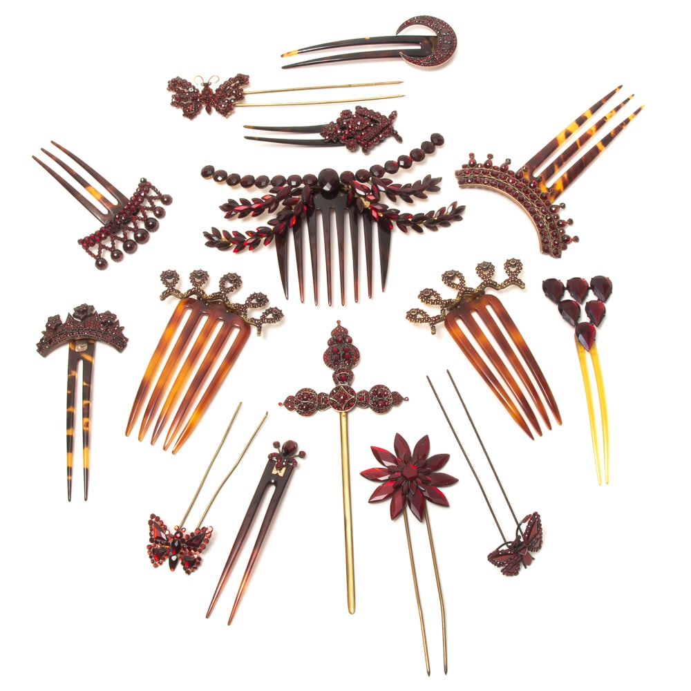 15 Bohemian Garnet & Garnet Type Hair Combs (1 of 16)