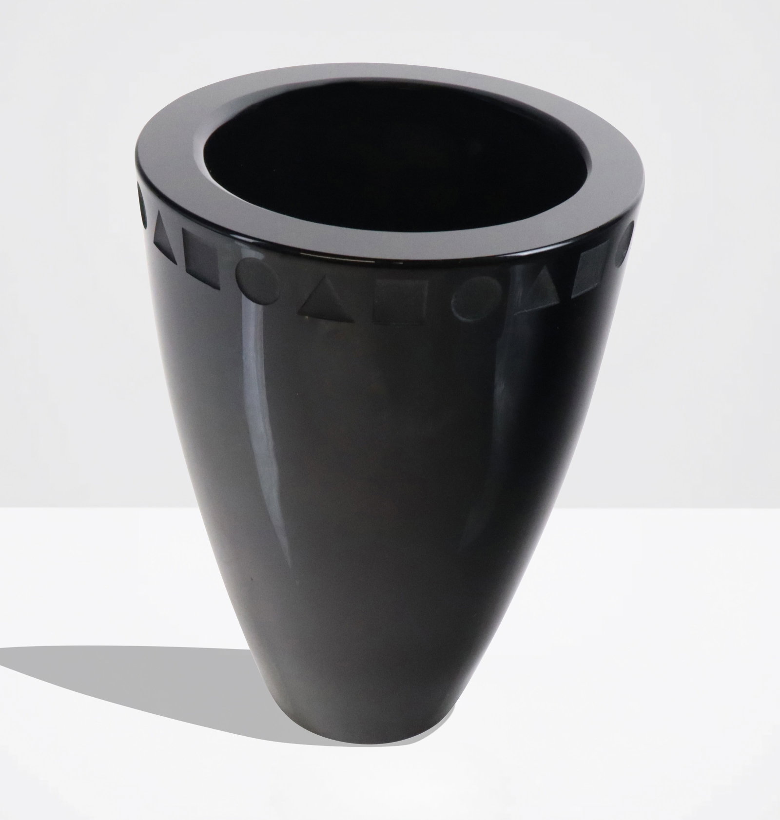 Ward Bennett for Sasaki Sengai Black Glass Vase (1 of 9)