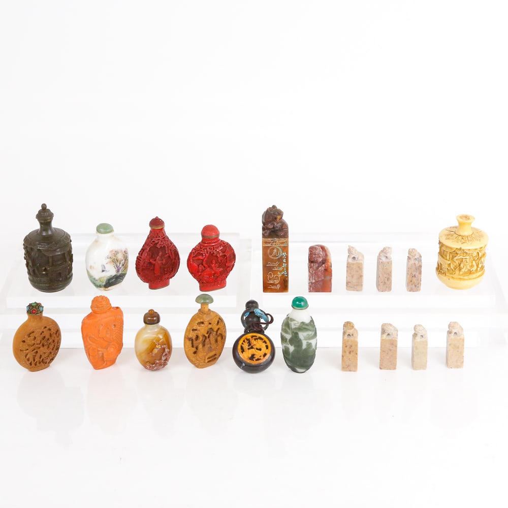Assorted Chinese Seals and Snuff Bottles, 20 (1 of 20)