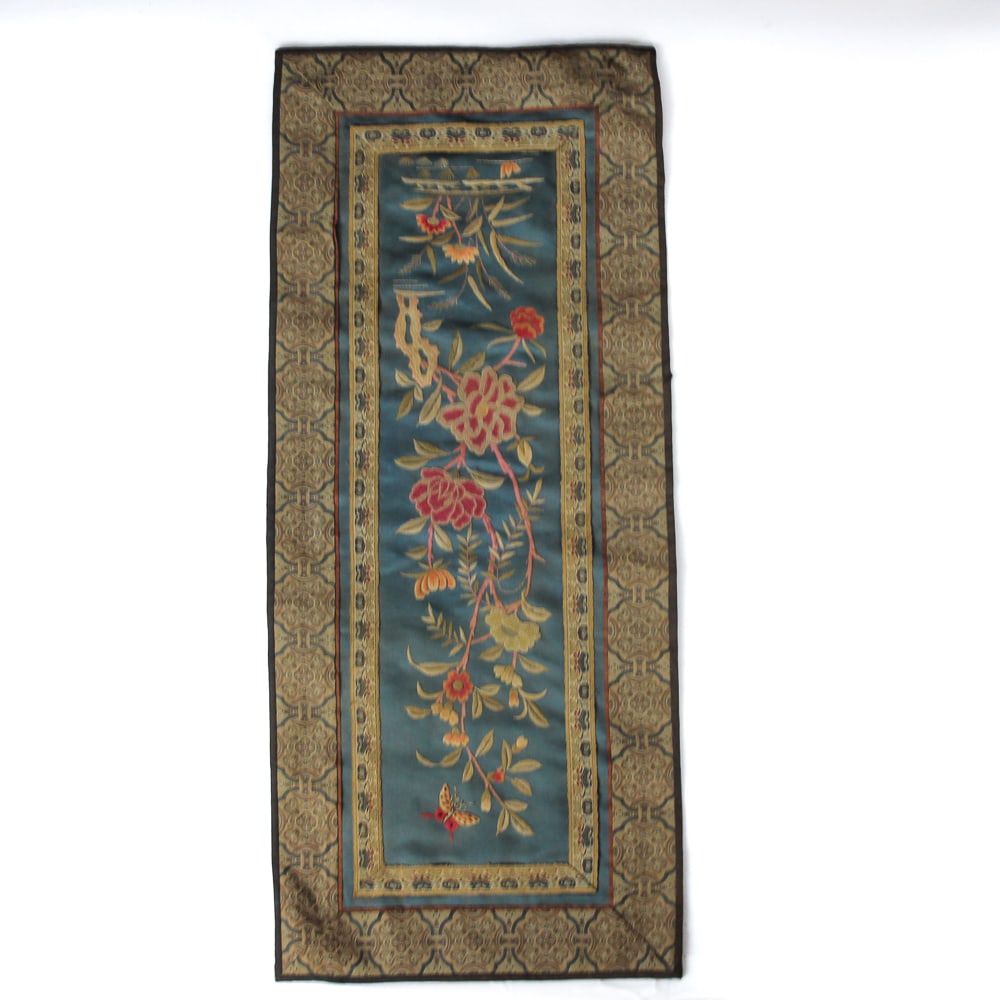 Assorted Decorative Items, 22 - 11