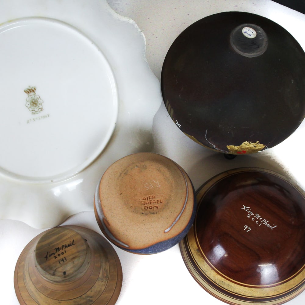 Assorted Decorative Items, 22 - 8