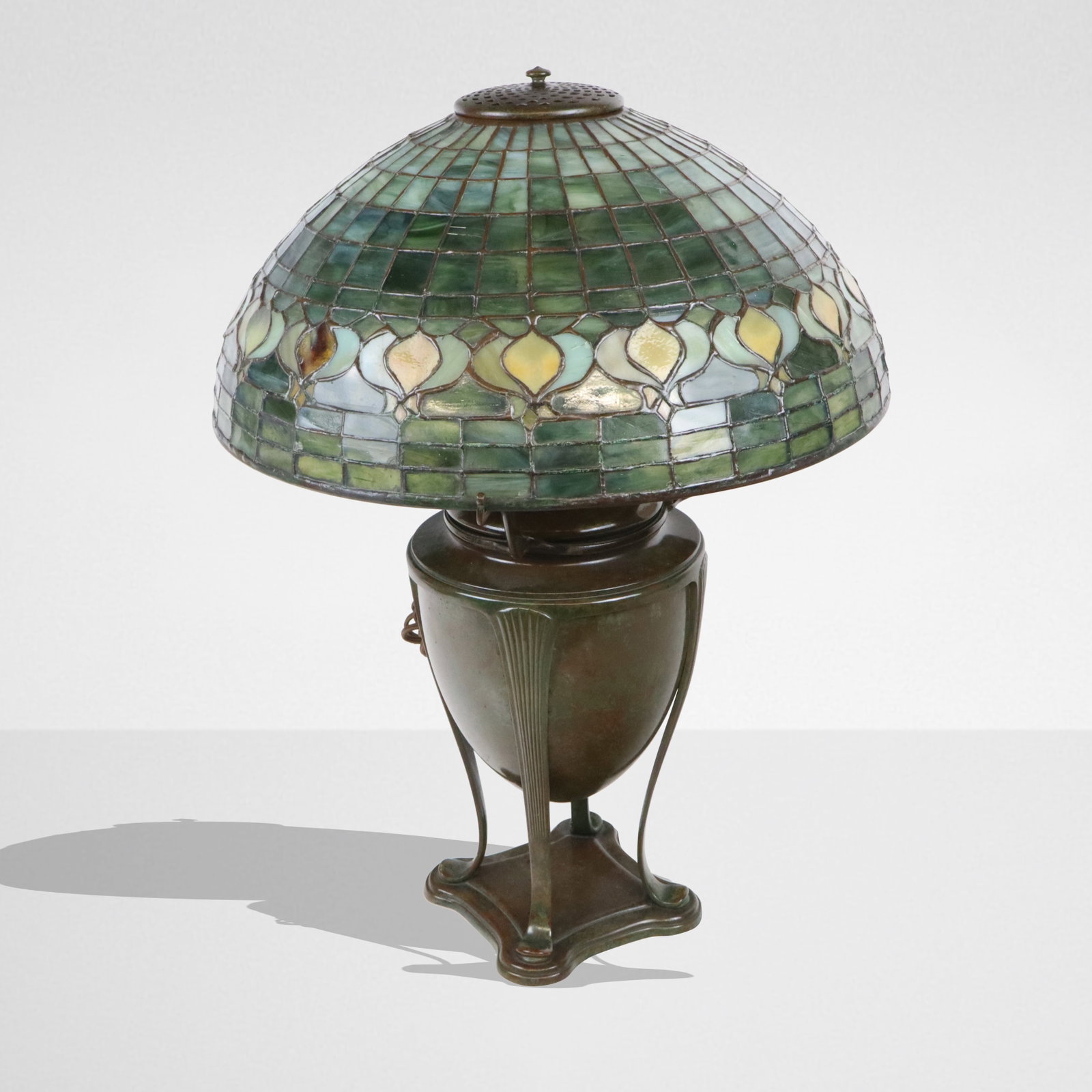 Tiffany Studios "Pomegranate" Bronze Table Lamp (1 of 19)