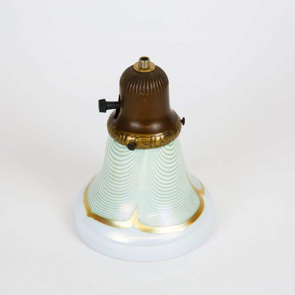 Steuben Attributed Quezal Lampshade - 3