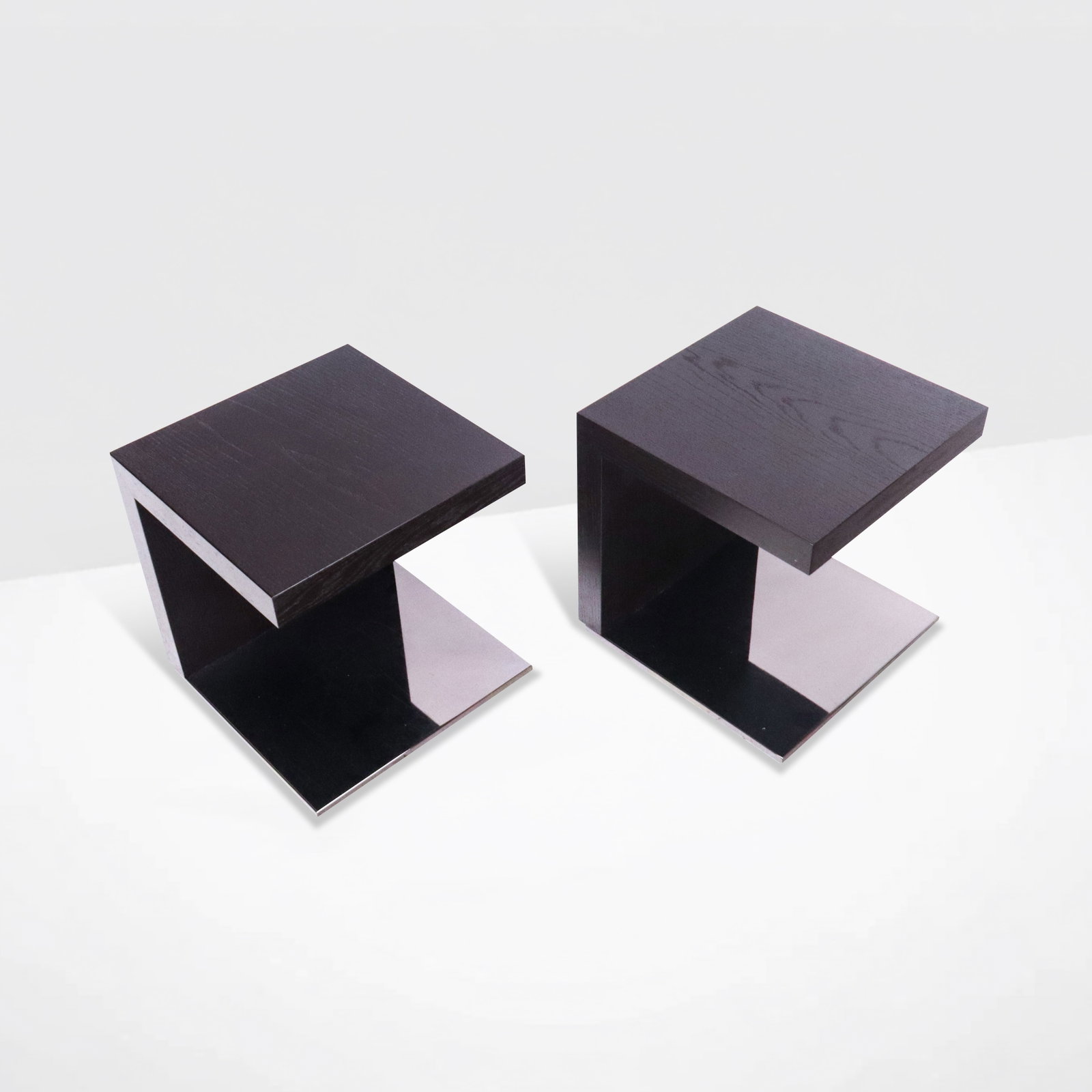 Dordoni for Minotti Pair of "Toulouse" Tables (1 of 12)