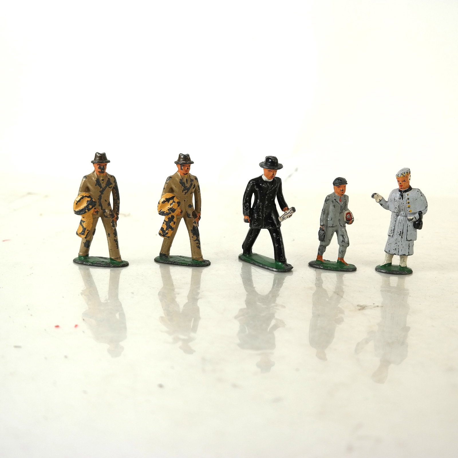 Five Painted Lead Figures (1 of 6)