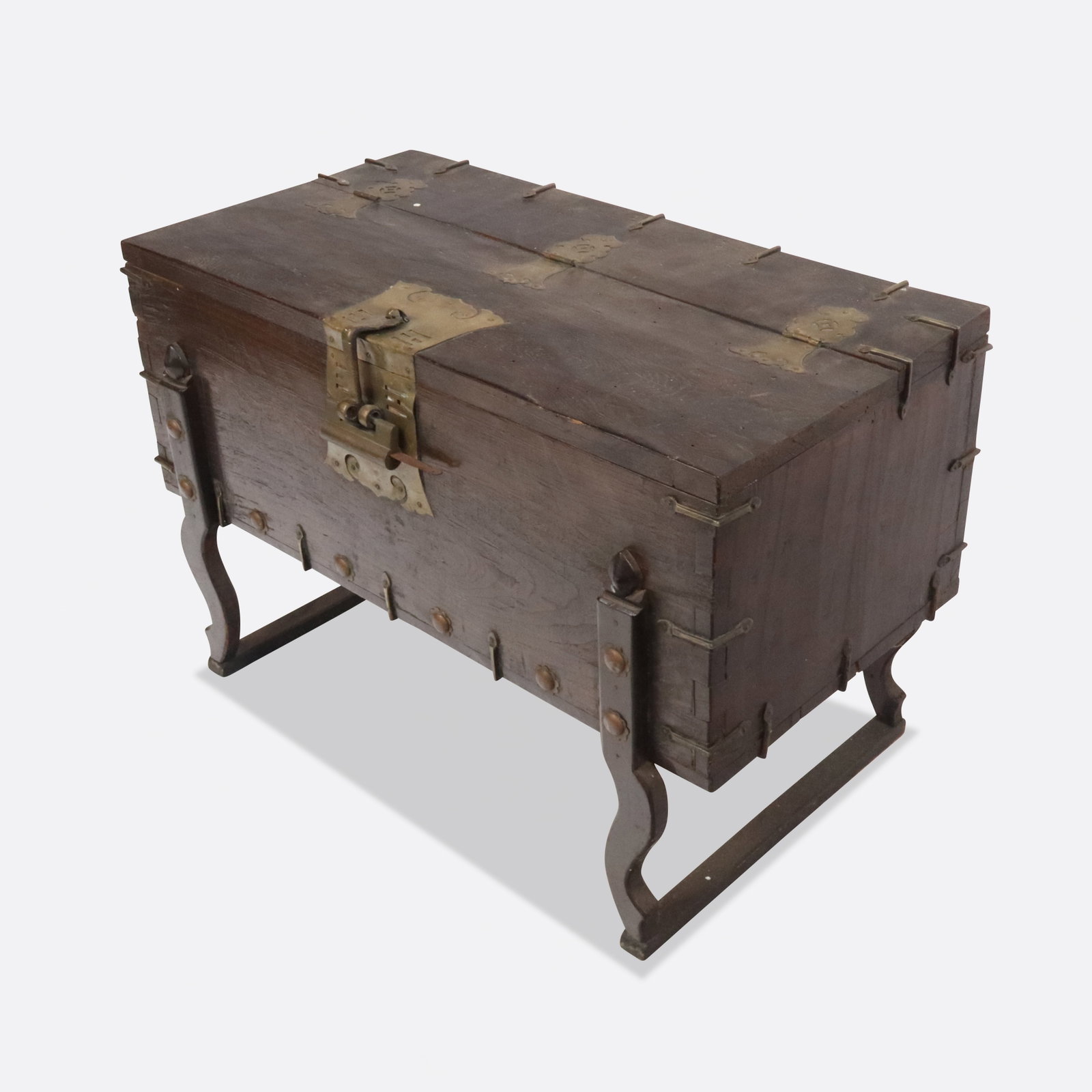 Antique Korean Coin Chest (1 of 17)