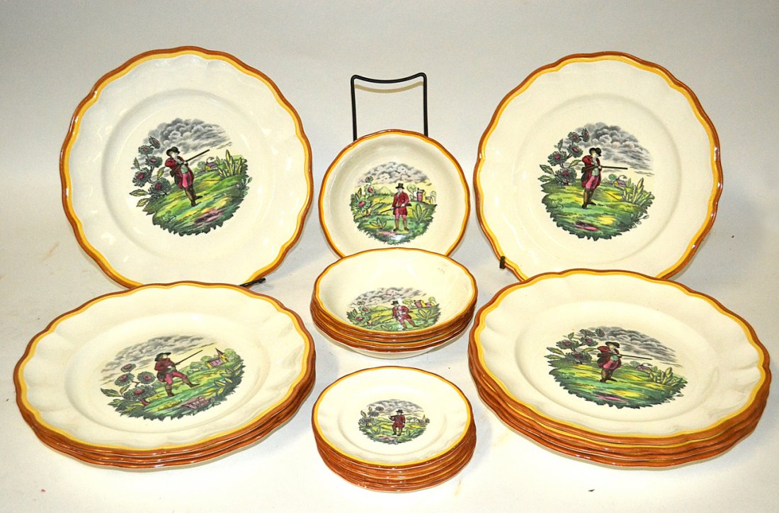 Set of 20 Copeland Spode Partial Dinner Service