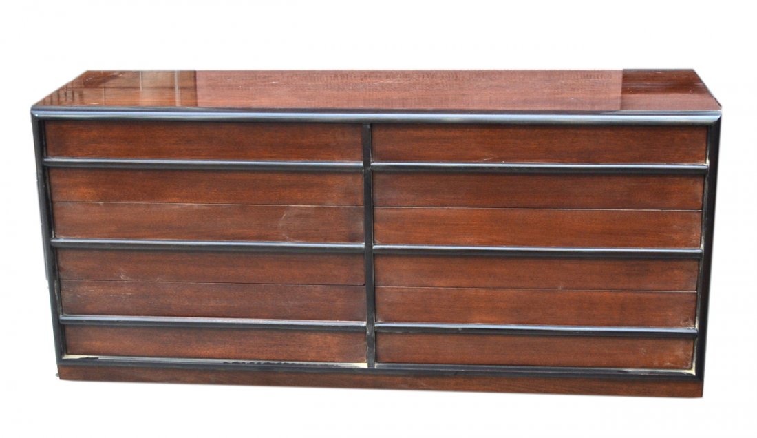 Robsjohn-Gibbings for Widdicomb Sideboard: Modern lacquered, 6 drawer Robsjohn-Gibbings for Widdicomb sideboard.\r\n[68 1/4\" L x 30 1/4\" H x 20 1/2\" D]