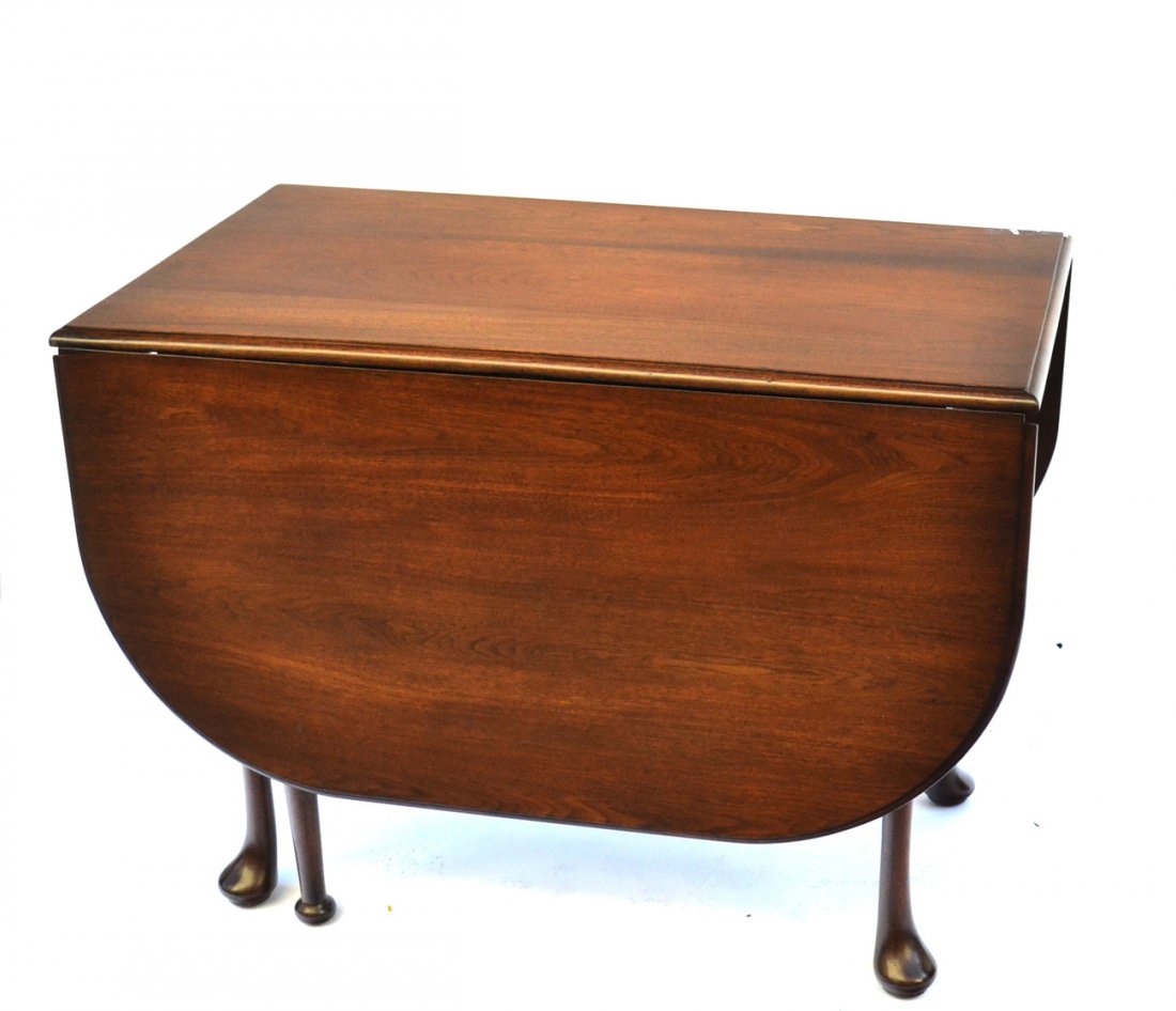 Queen Anne Drop-Leaf Table: Mahogany drop-leaf table. Good condition. [Closed: 40 1/2" l x 24" d x 30" h].