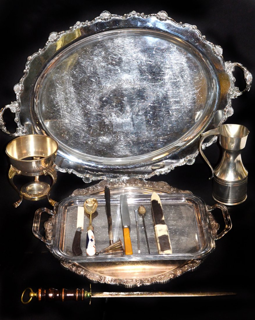 Vintage & Contemporary Silver Plated Articles: Assorted serving articles. Comprises: Covered casserole, teapot, chocolate pot, glass lined ice bucket, buffet burner, goblets, ewers, butter dishes, flask, trays, platters, steins, and others. Accomp