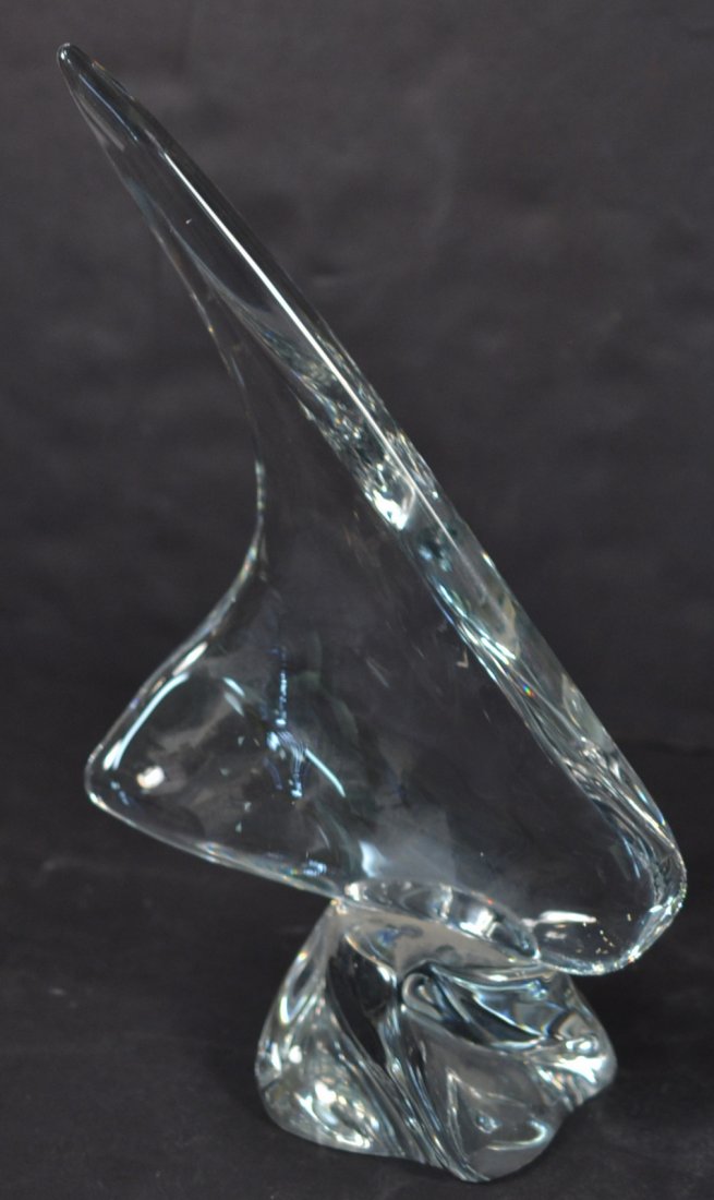Sail-Form Sculpture: Clear glass sculpture, sail form. [7 1/2" W x 14" H]. In good condition.