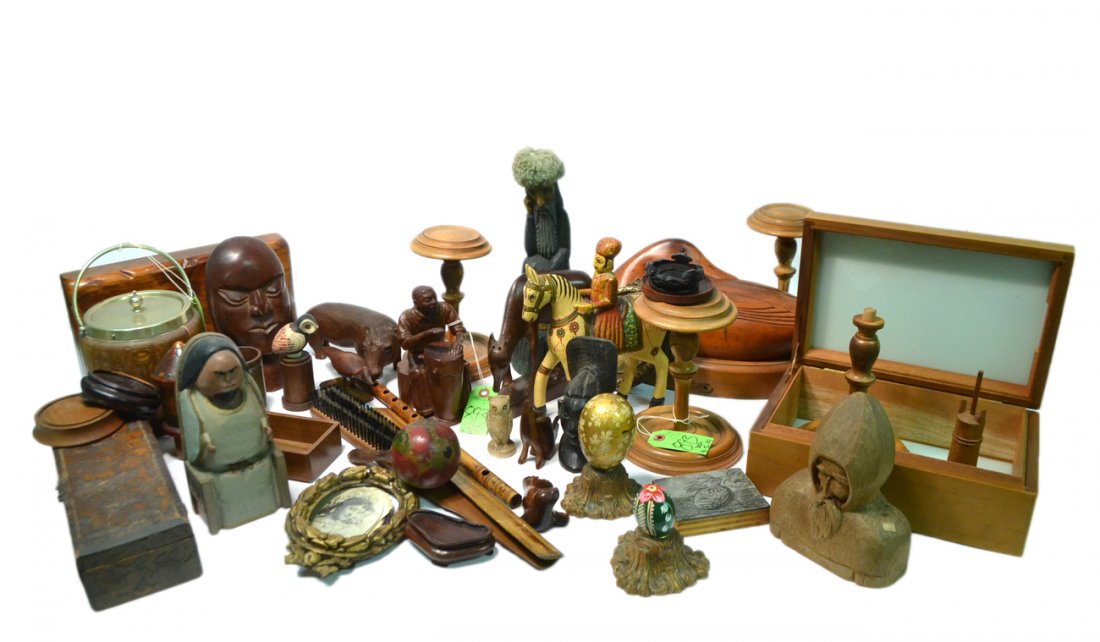 Assorted Vintage Int'l Wood Articles: Includes walnut stands, carved animals, figures, boxes, ice bucket, various owls, and others. 30+ items. All sold "as is".