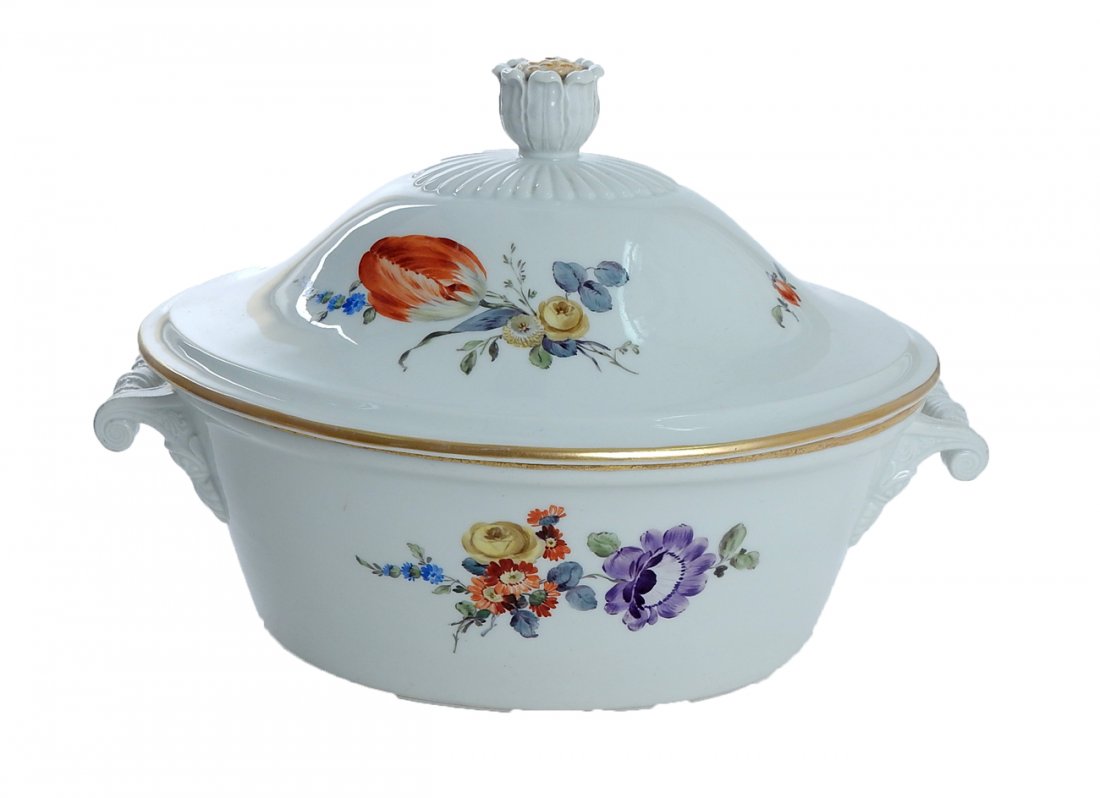 K.P.M. Porcelain Tureen: K.P.M. porcelain tureen having a cover with gilt accented rims, and a painted floral pattern on the lid and tureen. [13" W x 8 1/2" D x 9" H]. Some wear to gold rim, otherwise in overall very good con