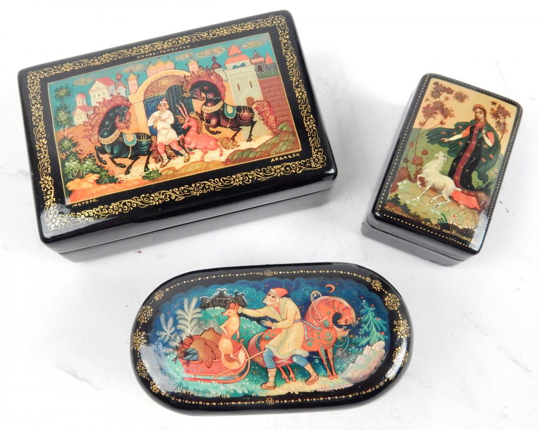3 Painted Russian Papier-Mâché Boxes: Three hand-painted Russian papier-mâché boxes. 20th C. Russian. Good condition.