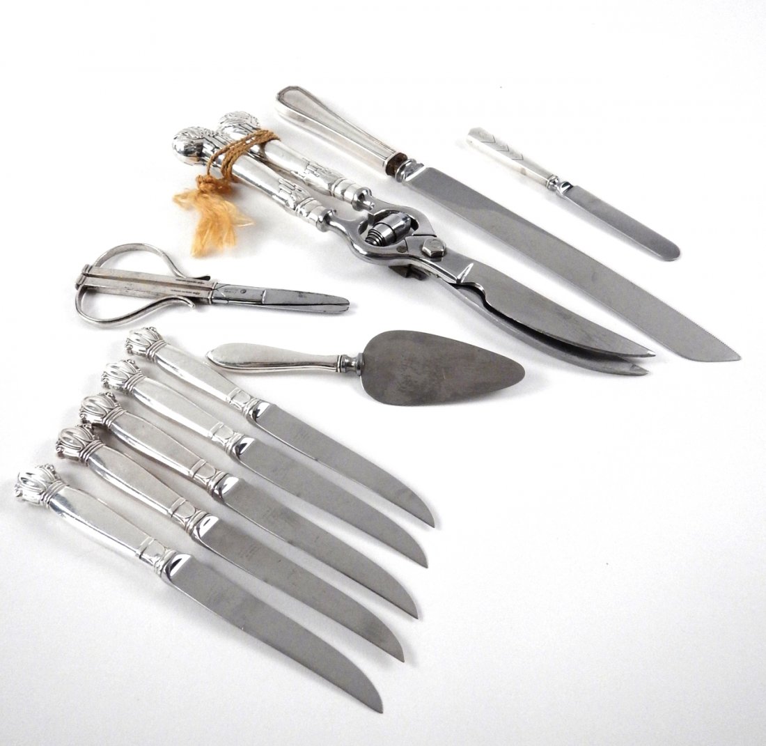 8 Pieces of Sterling Silver Flatware (1 of 6)