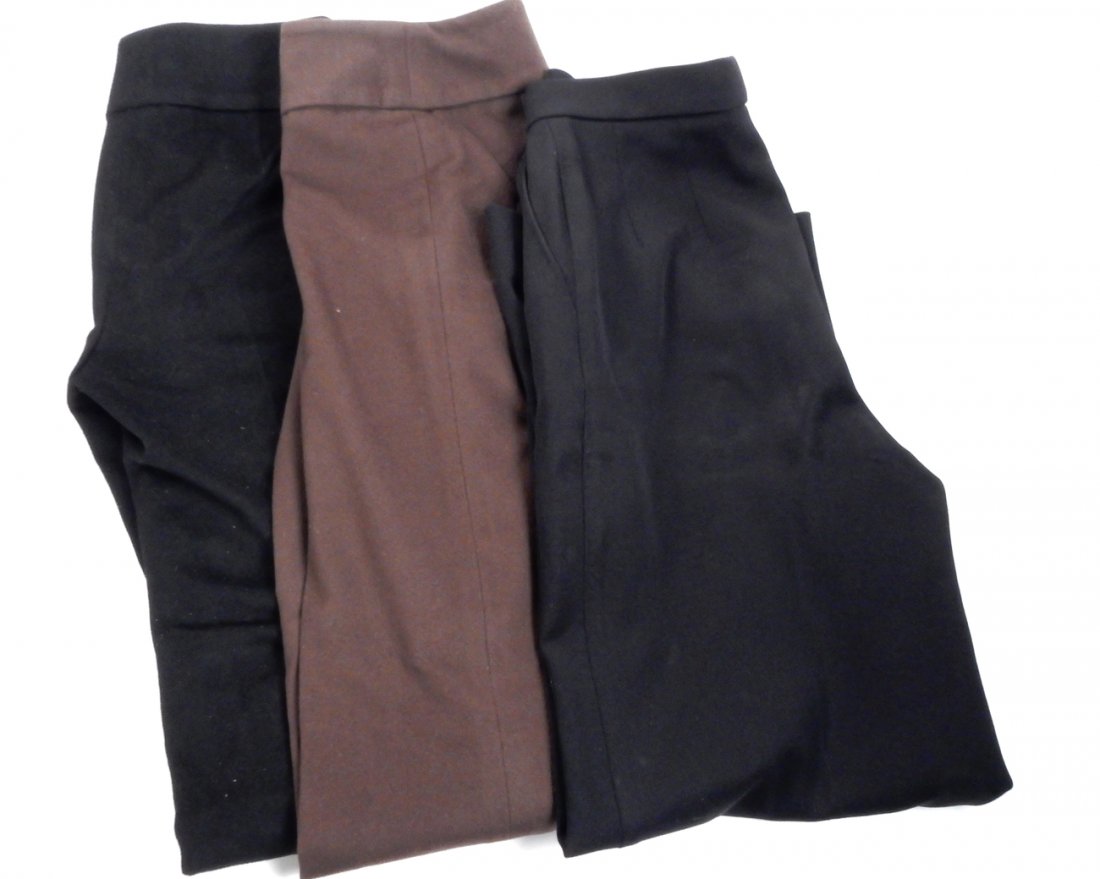3 Pairs of Max Mara Women's Pants: Comprises: 1.) Black virgin wool. Size 4. 2.) Brown virgin wool. Size 2. 3.) Black virgin wool size 4. Light wear.