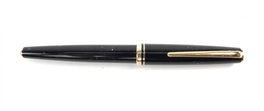 Generation Mont Blanc Fountain Pen (1 of 7)