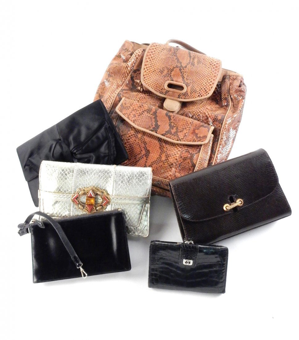 6 Assorted Women's Accessories (1 of 9)