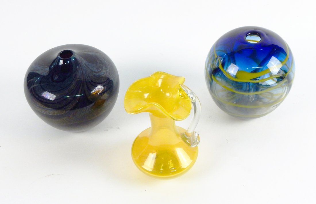 2 Art Glass Vases and Pitcher (1 of 7)