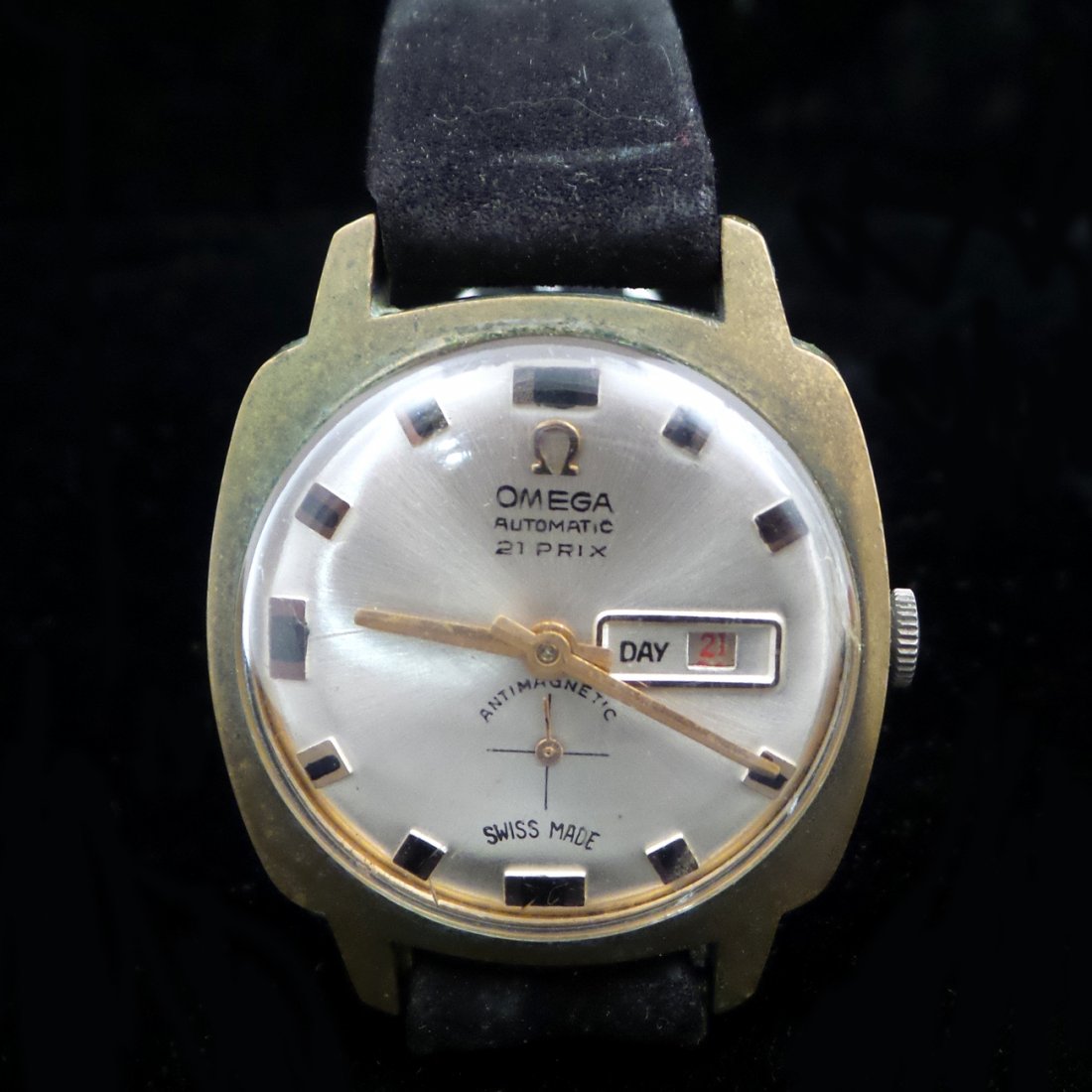 Men's Omega Automatic Wrist Watch (1 of 3)