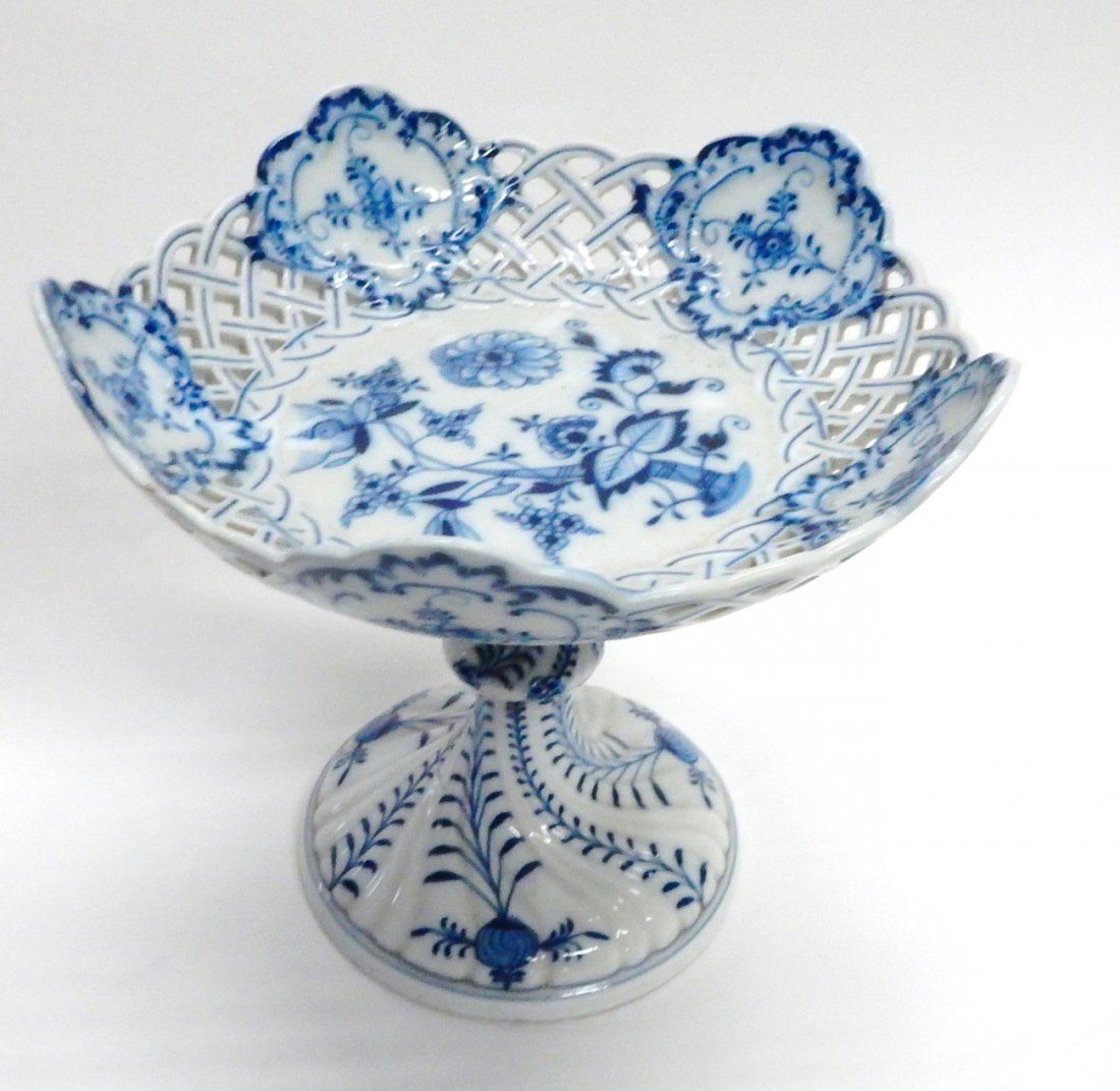Meissen Blue and White Compote (1 of 5)