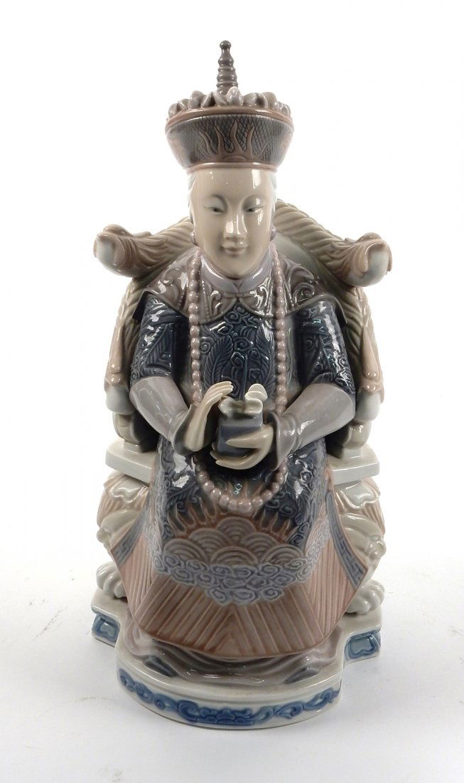 Lladro Emperor Figure (1 of 6)