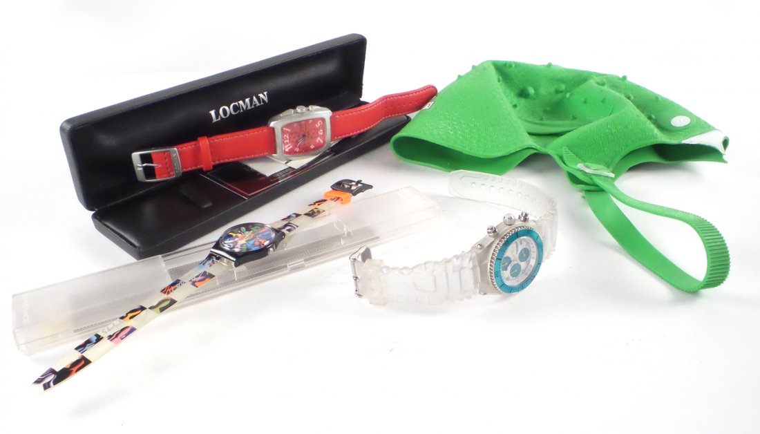 Three Vintage 1990's Men's Wrist Watches (1 of 9)