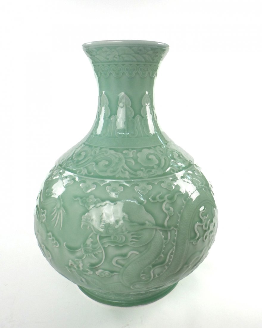 Large Antique Chinese Porcelain Vase (1 of 7)