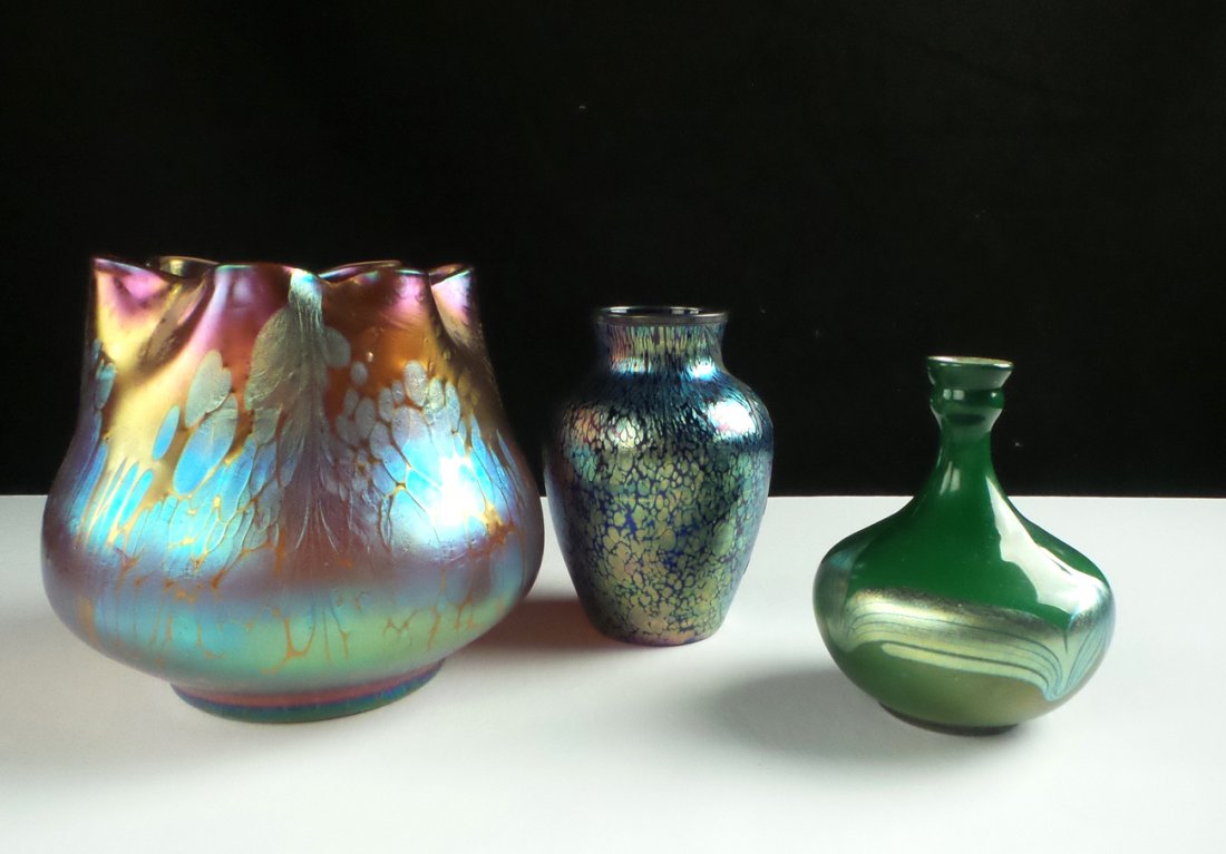 Three-Piece Art Glass Group (1 of 10)