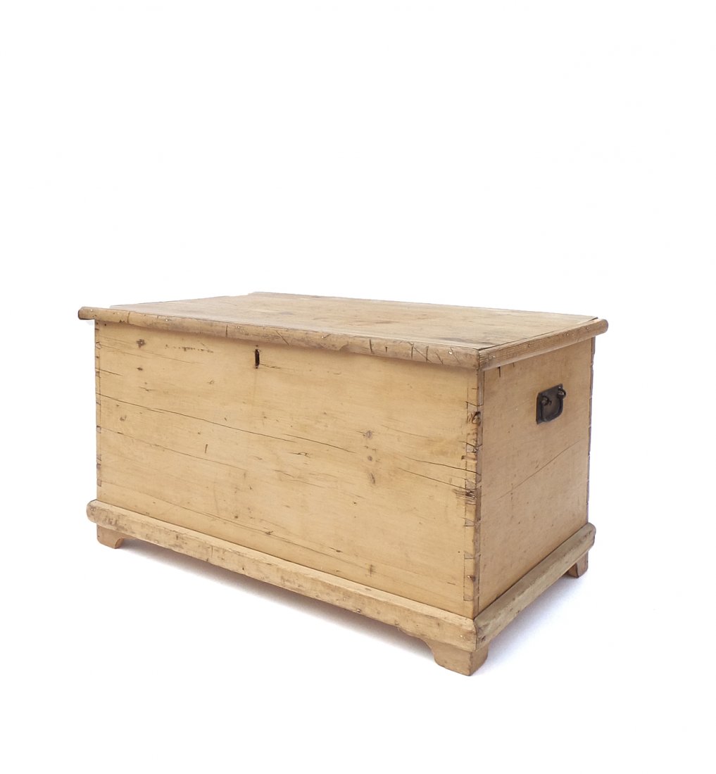 Antique American Pine Blanket Chest: Bears dovetail joinery, bracket feet, and slender interior compartment. Retains original wrought iron bale handles. [34 3/4" W x 20 1/4" D x 18 3/4" H]. Hinges at top rear replaced.