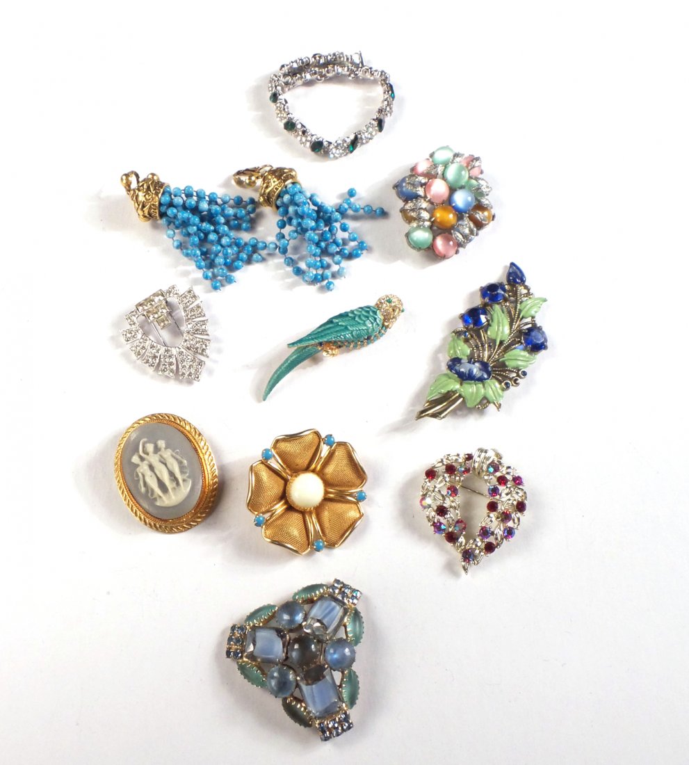Group of Costume Jewelry (1 of 3)