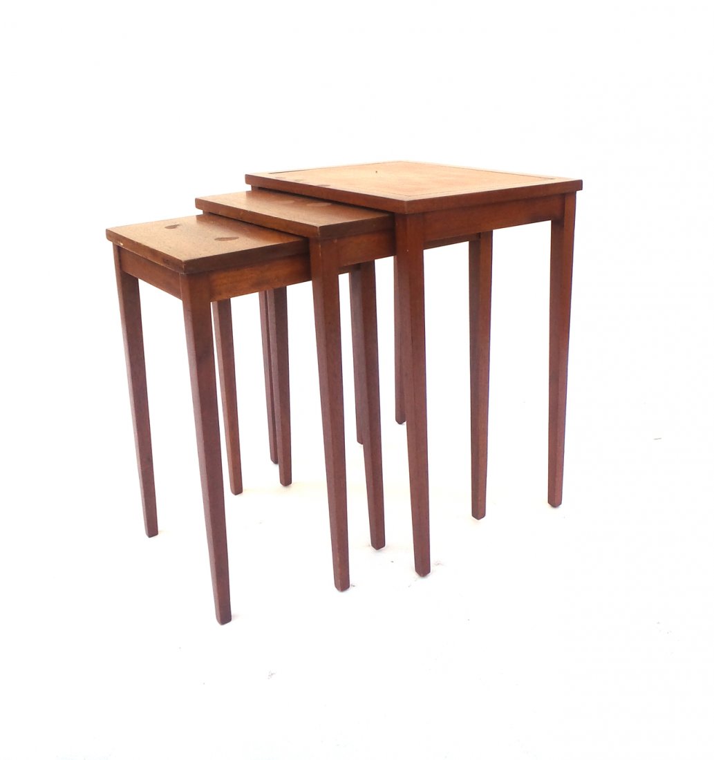 Set of 3 Nesting Tables (1 of 7)