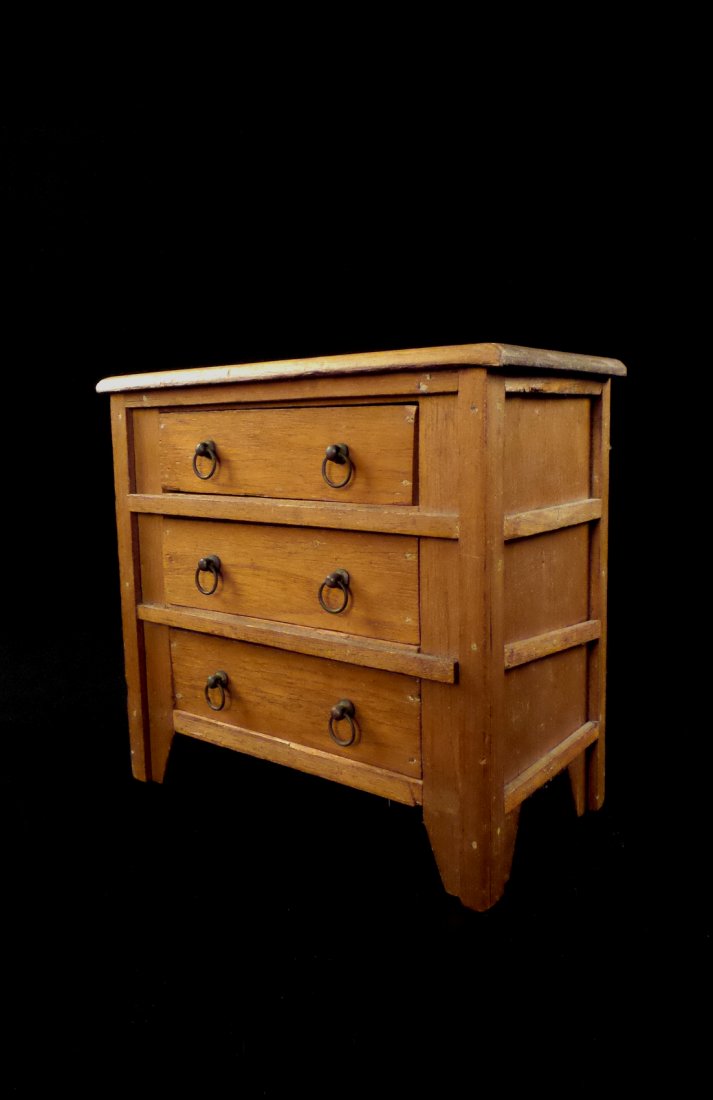 Salesman's Sample Chest of Drawers (1 of 5)