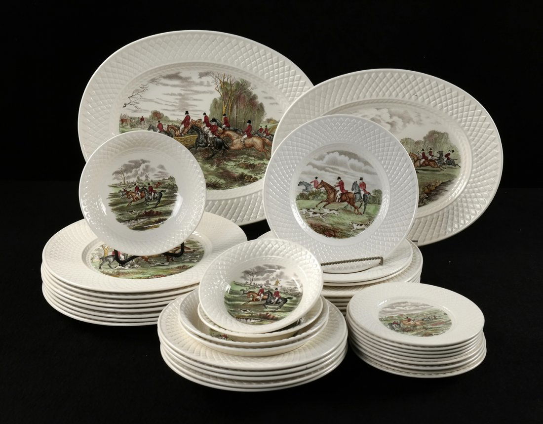 Appr. 35 pcs. Copeland Spode Dinnerware (1 of 9)