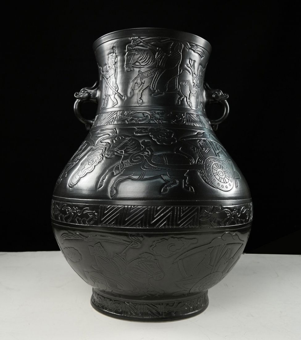 Pair of Chinese Style Vases (1 of 8)