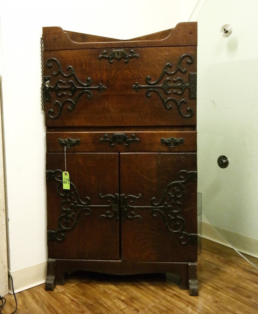 Corner Oak Fall Front Desk (1 of 2)