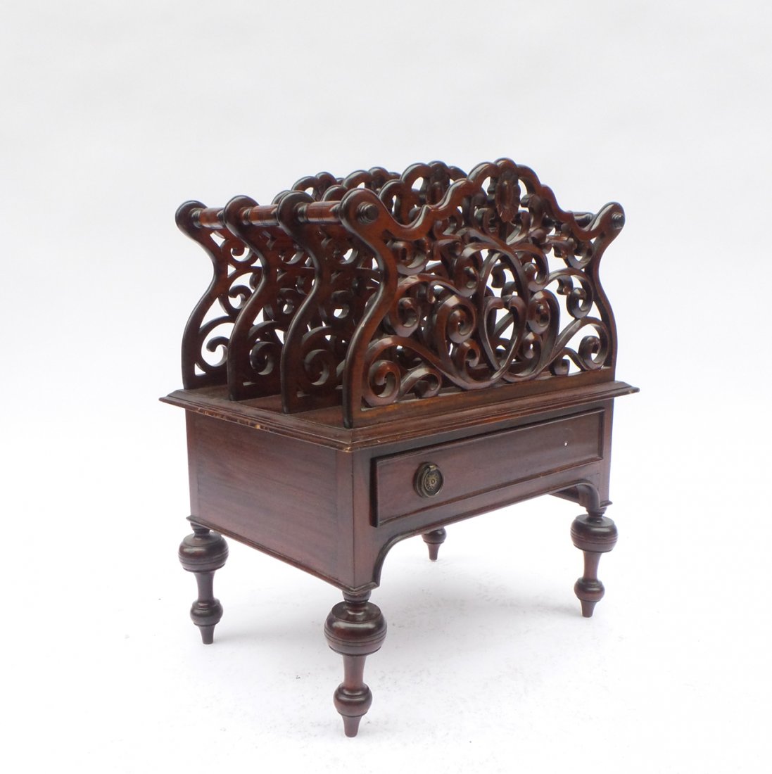 Regency Style Canterbury (1 of 6)