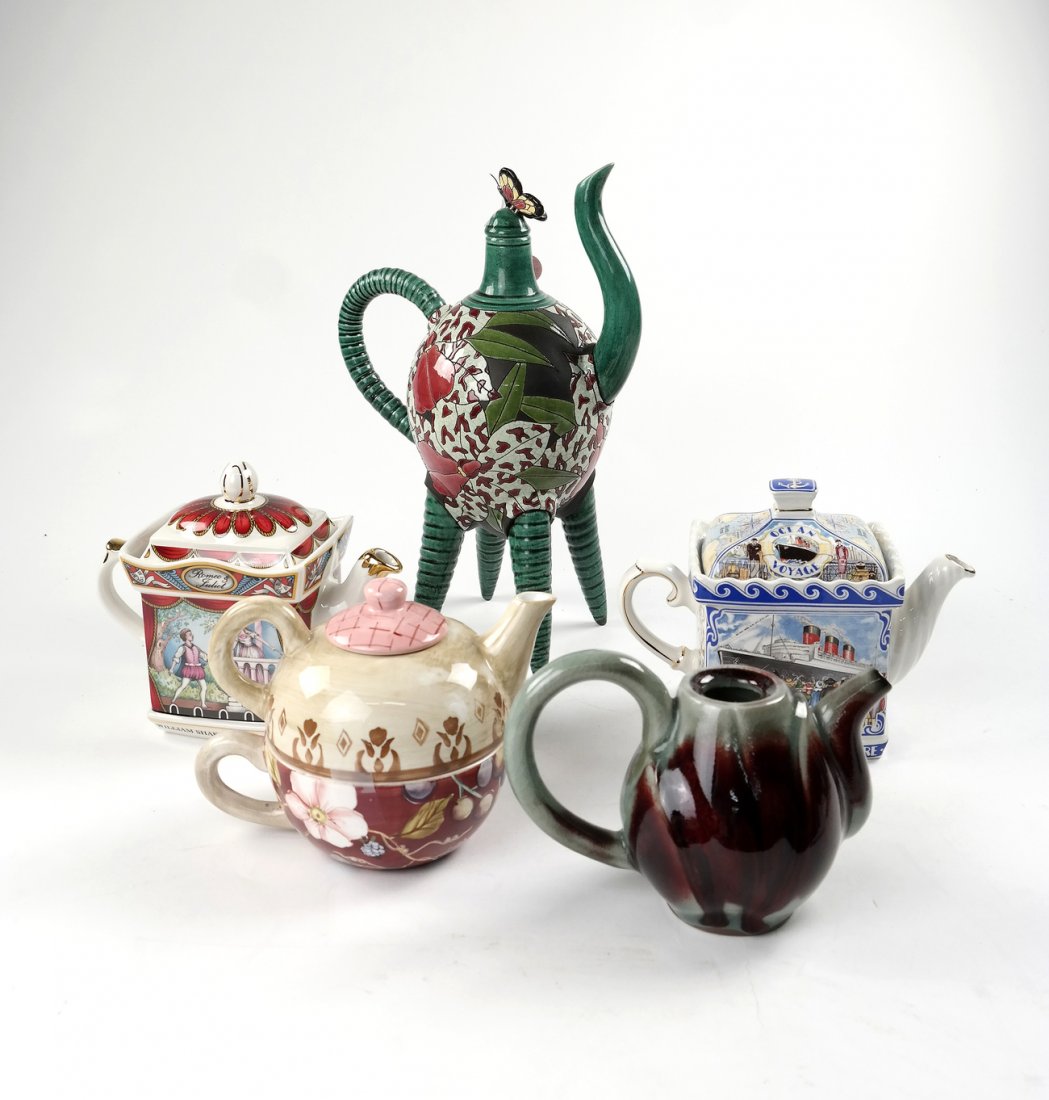 Five Teapots (1 of 7)
