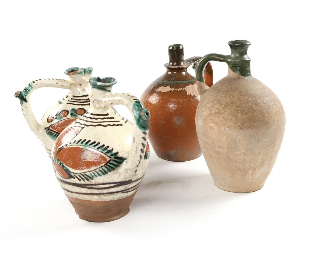 Four Early Pottery Vessels (1 of 7)