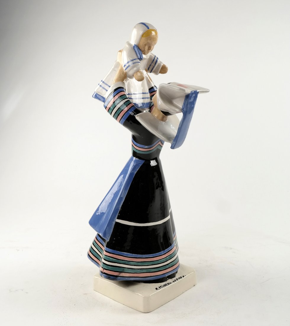 Henriot Quimper, Group Sculpture (1 of 7)