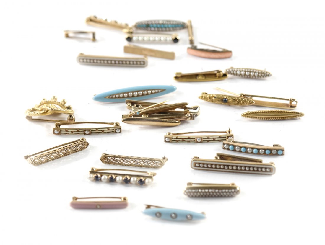 Assorted Gold Pins (1 of 4)