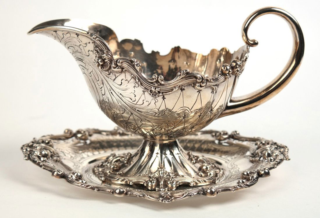 Baroque-Style Sterling Gravy Boat & Tray (1 of 6)