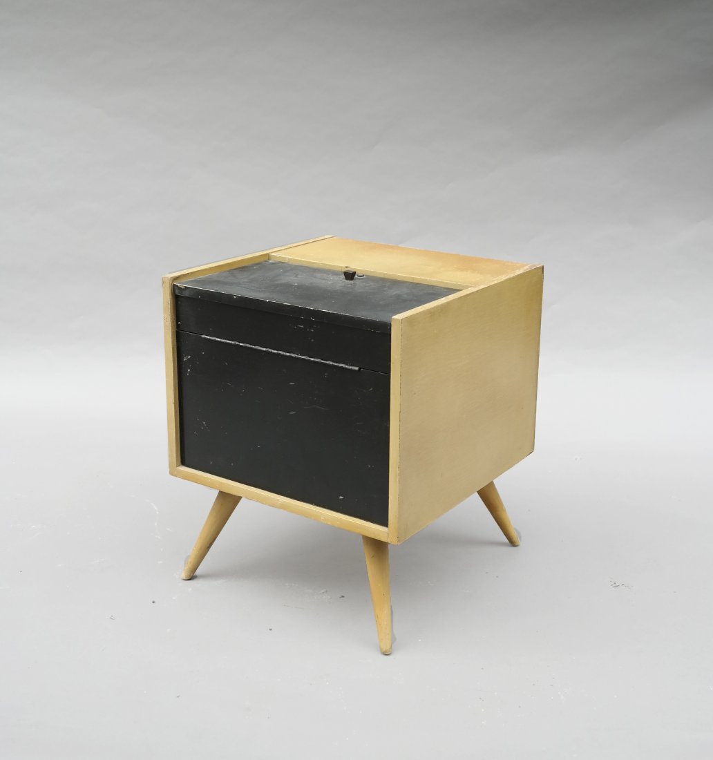 Mid-Century Modern Bar Cabinet (1 of 8)