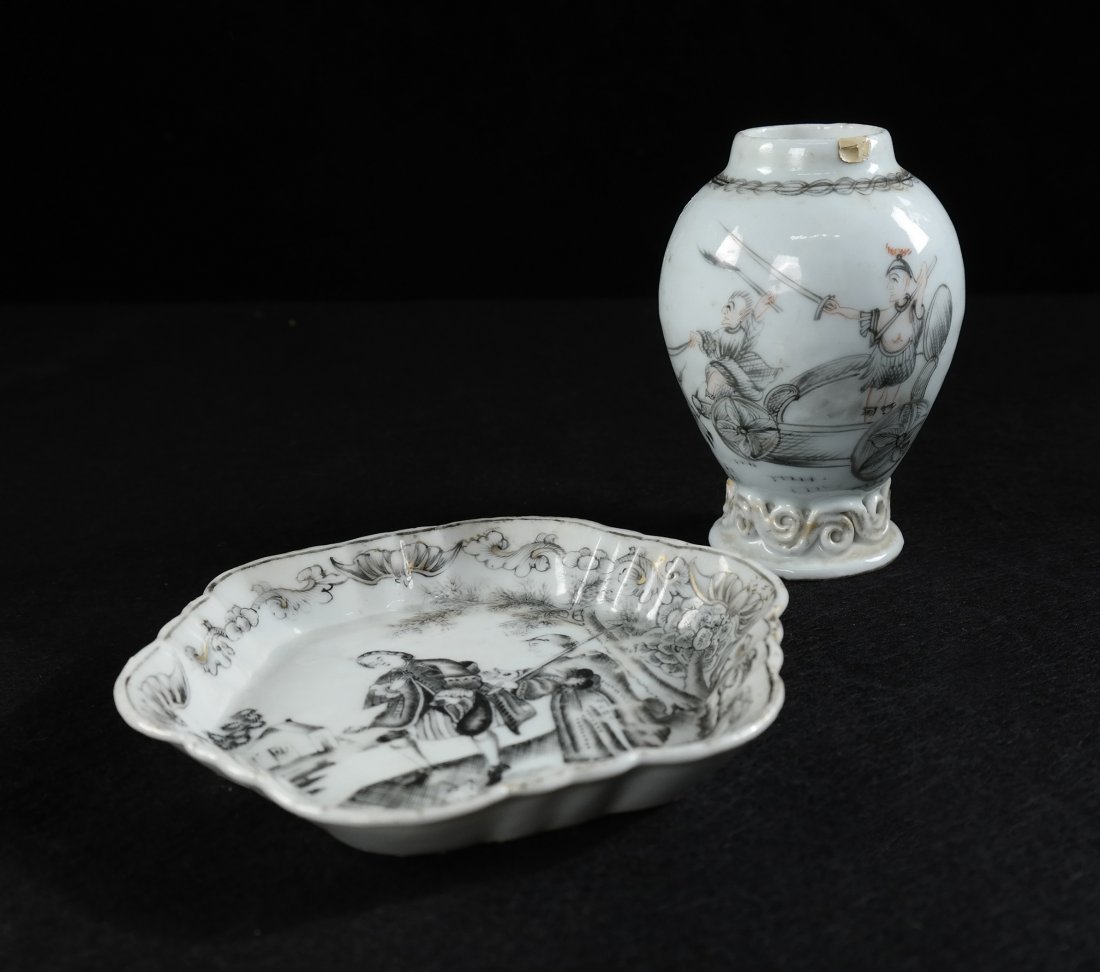 Antique Chinese Export Tea Caddy & Tray (1 of 7)
