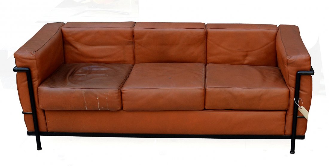 Le Corbusier "Grand Comfort" Sofa (1 of 10)