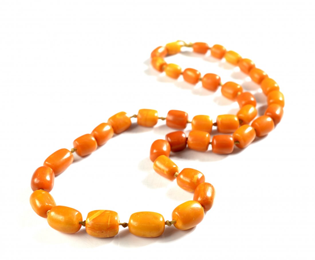 Graduated Natural Amber Bead Necklace (1 of 5)