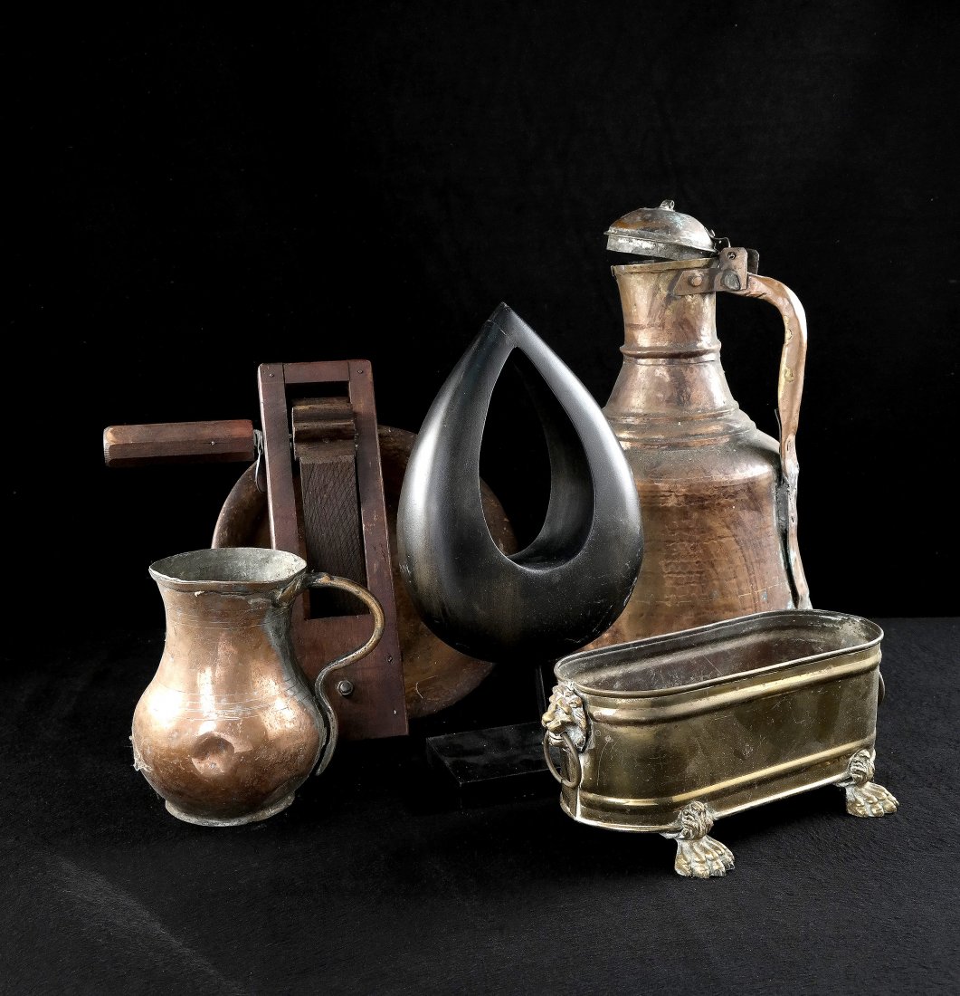 Six Decorative Items (1 of 8)