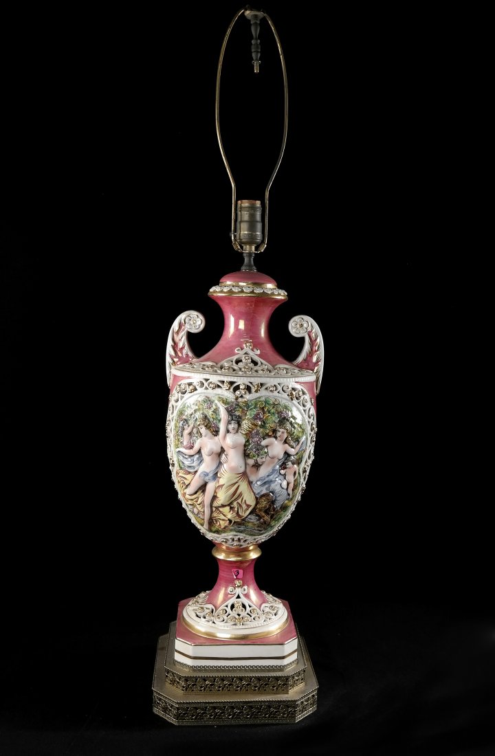 Ornate Capodimonte Lamp (1 of 3)